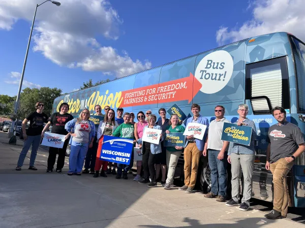 Photo of AFL-CIO Bus Tour in Eau Claire